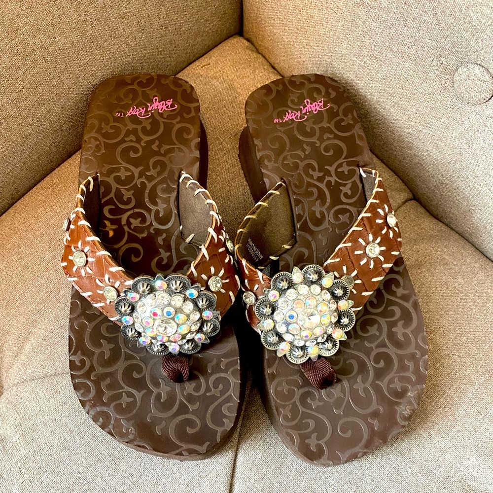 Western style women’s sandals size 8